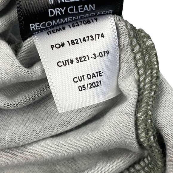 TORRID WOMEN'S Green Camo Boat Neck Super Soft Favorite Tunic US 2X - Picture 8 of 9